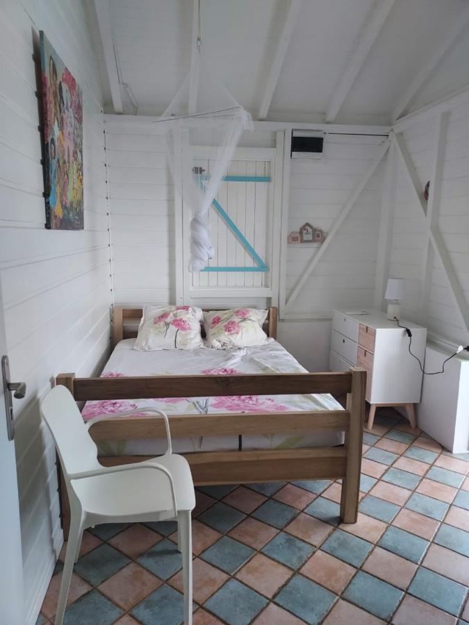 la villa caribéenne de la plage des surfeurs Trinité  Extérieur photo